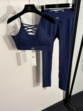 Alo Yoga Navy Blue Cross-Back Yoga Set: Sports Bra + Leggings